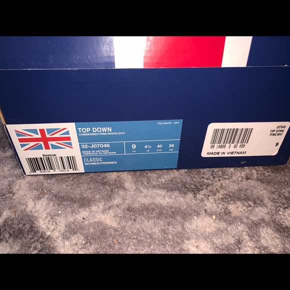 Women’s Reebok Sneakers - Picture 4 of 4